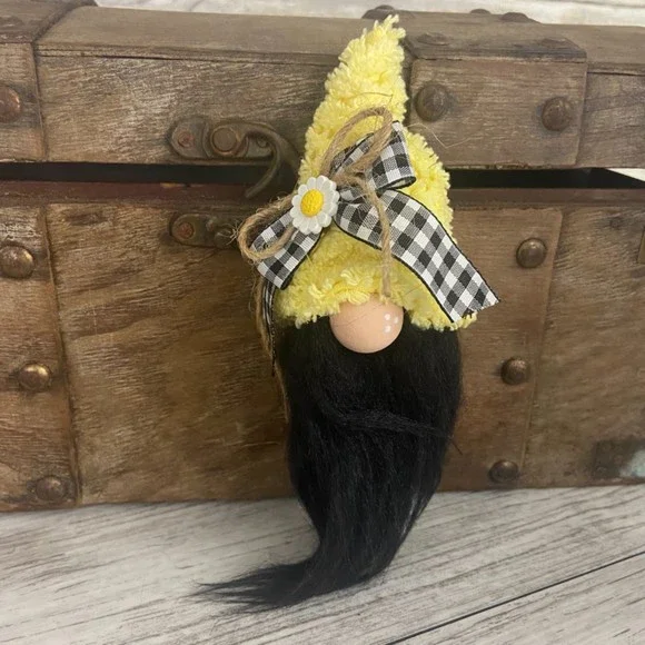 ❌SOLD❌ Vintage Yellow Chenille Silver Plated Spoon Gnome Ornament Faux Fur Black - Picture 2 of 11
